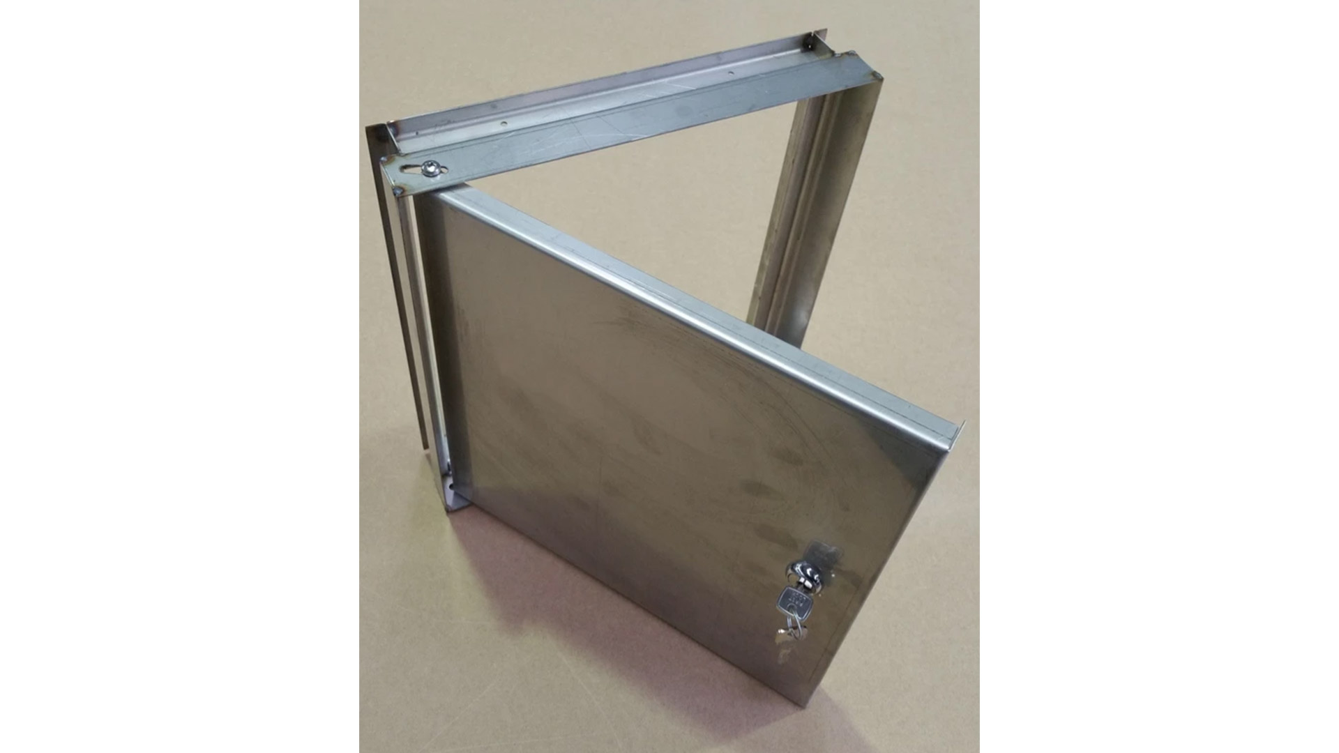 TileIn Series Access Building Performance Solutions®